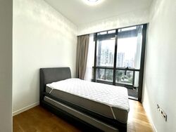 riviere- photo thumbnail #1